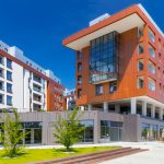 lokale usługowe na osiedlach mieszkaniowych